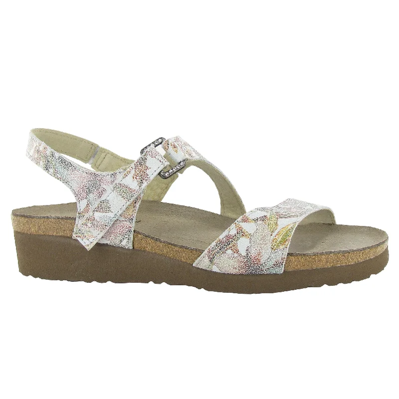 Pamela Sandal (4421)